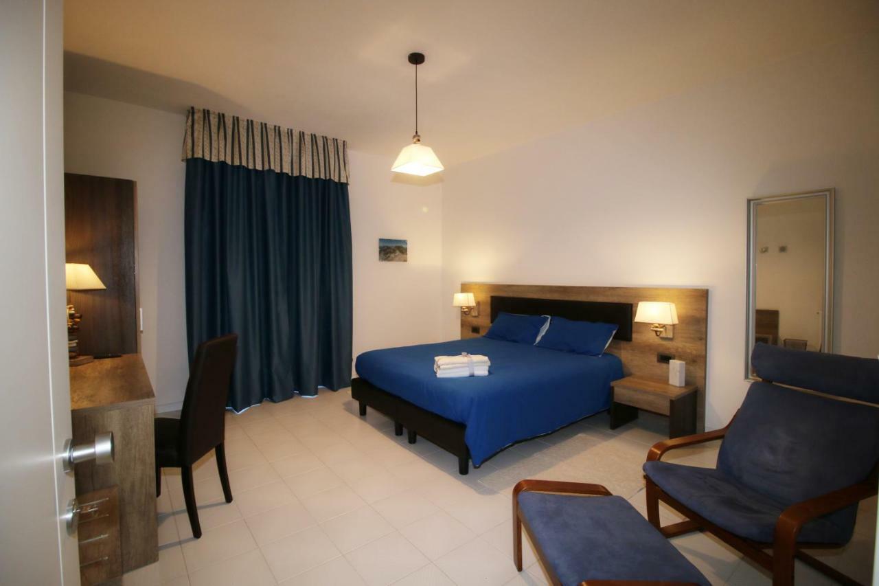קררה B & B La Marmifera מראה חיצוני תמונה