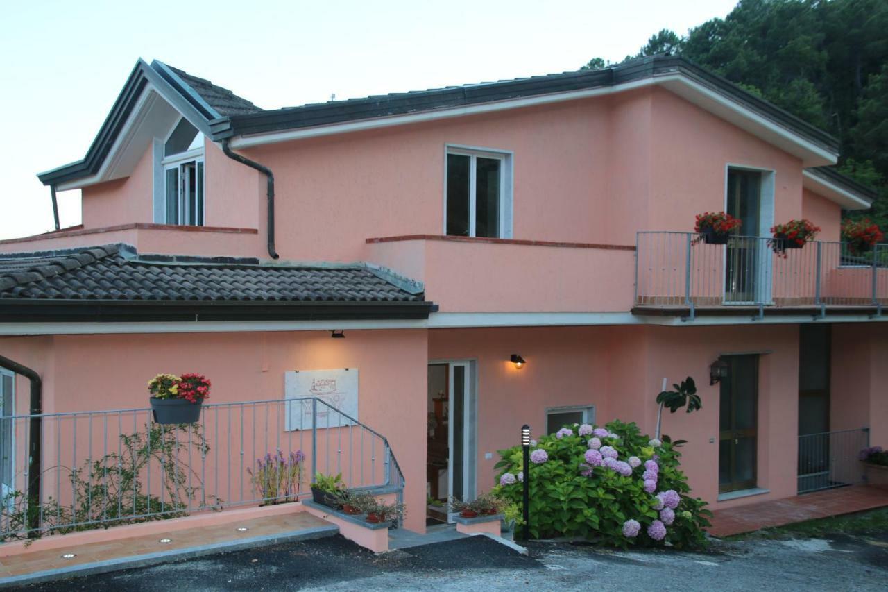 קררה B & B La Marmifera מראה חיצוני תמונה